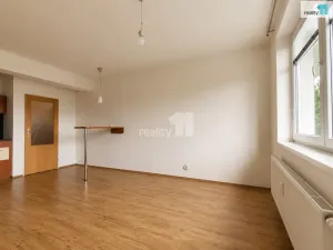 Pronájem bytu 2+kk, Pardubice - Svítkov, Dubová, 45 m2