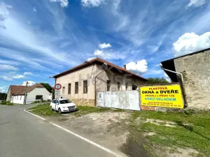 Prodej rodinného domu, Hořany, 452 m2