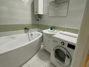 Prodej bytu 2+1, Praha - Kobylisy, Šimůnkova, 46 m2