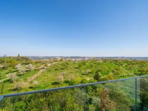 Prodej bytu 1+kk, Praha - Hrdlořezy, V třešňovce, 41 m2