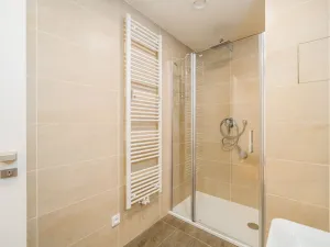 Prodej bytu 1+kk, Praha - Hrdlořezy, V třešňovce, 41 m2