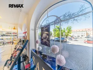 Pronájem obchodního prostoru, Litoměřice, Mírové náměstí, 42 m2