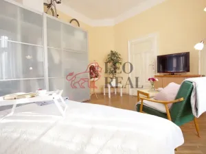 Pronájem bytu 2+kk, Brno - Brno-město, 62 m2