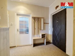 Prodej bytu 2+1, Cheb, V Zahradách, 52 m2