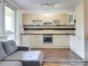 Pronájem bytu 2+kk, Klecany, V Honech, 52 m2