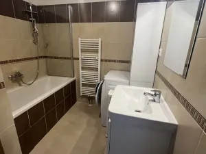 Pronájem bytu 2+kk, Olomouc - Nové Sady, Schweitzerova, 60 m2