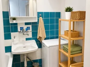 Pronájem bytu 2+kk, Praha - Libeň, 42 m2