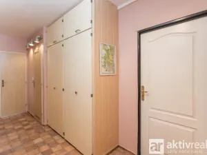 Pronájem bytu 3+1, Neratovice, nám. Republiky, 72 m2