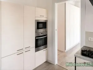 Pronájem bytu 2+kk, Praha - Žižkov, 52 m2