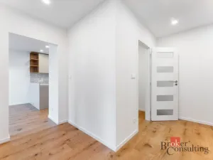 Pronájem bytu 3+kk, Praha - Troja, Pomořanská, 67 m2