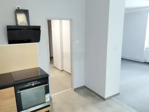 Pronájem bytu 2+1, Karlovy Vary, Moskevská, 85 m2