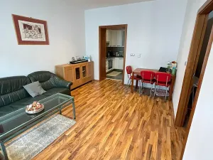 Pronájem bytu 3+1, Praha - Žižkov, Seifertova, 80 m2