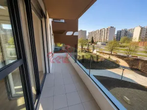 Pronájem bytu 2+kk, Praha - Černý Most, Arnošta Valenty, 41 m2