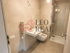 Pronájem bytu 2+kk, Praha - Černý Most, Arnošta Valenty, 41 m2