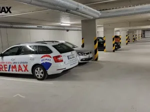 Pronájem garážového stání, Olomouc - Řepčín, Aloise Rašína, 12 m2