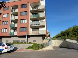 Pronájem garážového stání, Olomouc - Řepčín, Aloise Rašína, 12 m2