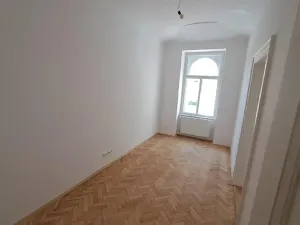 Prodej bytu 2+1, Praha - Bubeneč, 62 m2