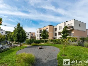 Pronájem bytu 1+kk, Praha - Modřany, Provázkova, 38 m2