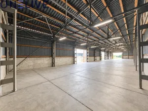 Pronájem skladu, Plzeň, Edvarda Beneše, 382 m2