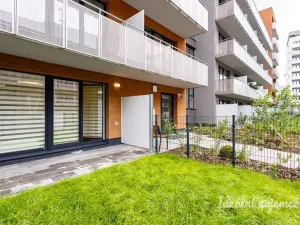 Pronájem bytu 1+kk, Praha - Vysočany, Gerstelova, 37 m2