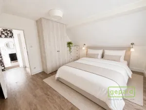 Pronájem rodinného domu, Mníšek pod Brdy, U nádraží, 140 m2