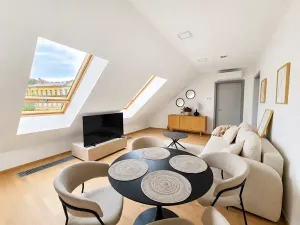 Prodej bytu 2+kk, Praha - Smíchov, Bieblova, 57 m2