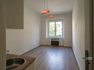 Pronájem bytu 2+1, Praha - Vršovice, Vršovická, 56 m2