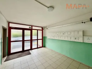 Prodej bytu 1+1, Chomutov, Růžová, 35 m2