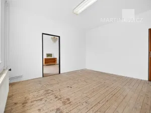 Prodej vícegeneračního domu, Senomaty, Nádražní, 274 m2