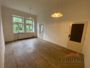 Pronájem bytu 1+1, Opava - Předměstí, Kylešovská, 32 m2