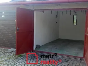 Pronájem garáže, Olomouc, Arbesova, 17 m2