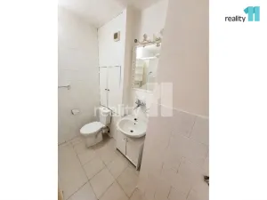Pronájem bytu 1+1, Praha - Žižkov, Buková, 35 m2