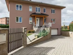 Pronájem rodinného domu, Průhonice, Pod Valem II., 350 m2