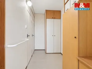 Prodej bytu 2+1, Kralupy nad Vltavou - Lobeček, Krakovská, 40 m2