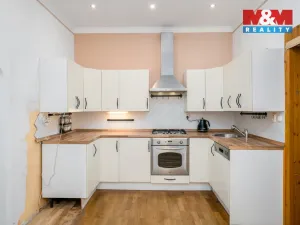 Prodej bytu 3+1, Teplice - Trnovany, Fügnerova, 76 m2