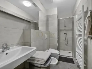 Pronájem bytu 2+kk, Praha - Smíchov, Strakonická, 44 m2