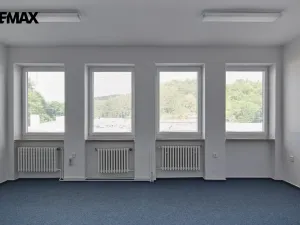 Pronájem kanceláře, Želechovice nad Dřevnicí, Paseky, 32 m2