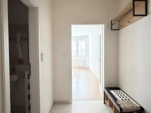 Pronájem bytu 2+kk, Praha - Střížkov, Makedonská, 48 m2