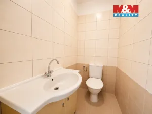 Pronájem kanceláře, Kamenice nad Lipou, Vackova, 24 m2