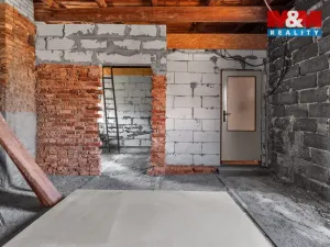 Prodej rodinného domu, Rovensko pod Troskami, Riegrova, 150 m2