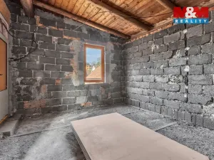 Prodej rodinného domu, Rovensko pod Troskami, Riegrova, 150 m2