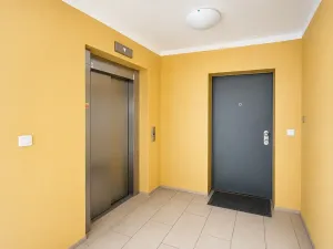 Pronájem bytu 2+kk, Praha - Vinohrady, Korunní, 92 m2