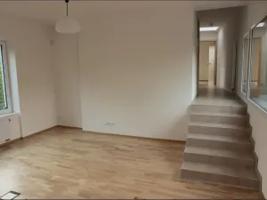 Pronájem atypického bytu, Praha, K Měchurce, 72 m2