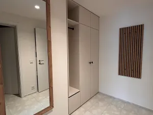 Pronájem bytu 2+kk, Praha - Radlice, U Komína, 49 m2