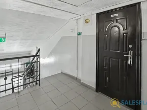 Prodej atypického bytu, Praha - Libeň, Pod Labuťkou, 62 m2