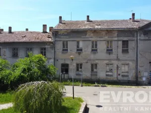 Prodej obchodního prostoru, Přerov - Přerov I-Město, Husova, 1200 m2