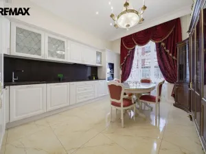 Prodej bytu 3+1, Karlovy Vary, nábřeží Jana Palacha, 94 m2