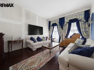 Prodej bytu 3+1, Karlovy Vary, nábřeží Jana Palacha, 94 m2