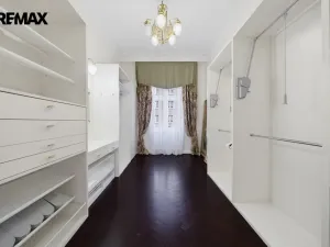 Prodej bytu 3+1, Karlovy Vary, nábřeží Jana Palacha, 94 m2