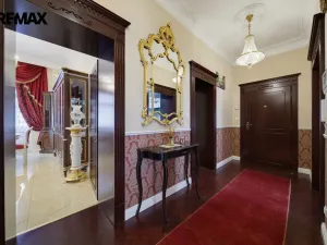 Prodej bytu 3+1, Karlovy Vary, nábřeží Jana Palacha, 94 m2